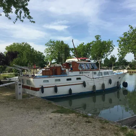 Bateau-hôtel Bateau Loch Tummel *